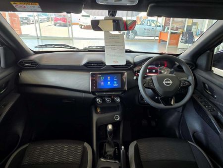 2026-Nissan-Magnite-Kuro-10T-CVT-Auto_6