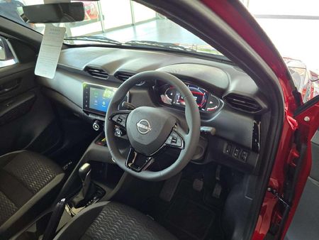 2026-Nissan-Magnite-Kuro-10T-CVT-Auto_7