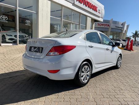 2018-Hyundai-Accent-16-GL-Motion_15