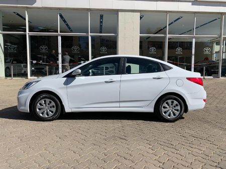 2018-Hyundai-Accent-16-GL-Motion_3