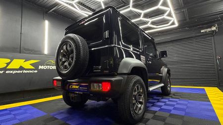 2023-Suzuki-Jimny-15-GLX_7