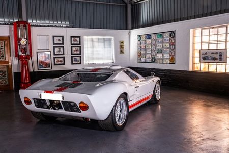 1965-GT40-Developments-GT40-Coupe_3