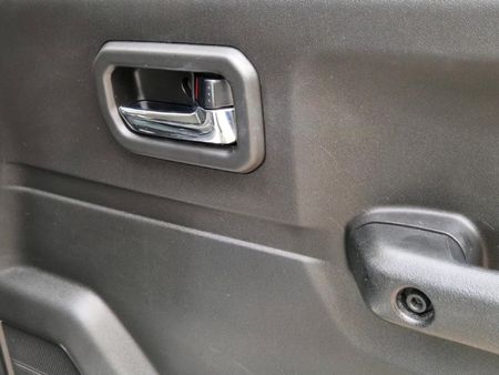 2023-Suzuki-Jimny-15-GLX-Auto_25