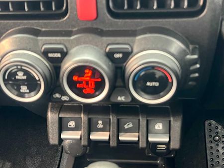 2024-Suzuki-Jimny-15-GLX-Auto_7