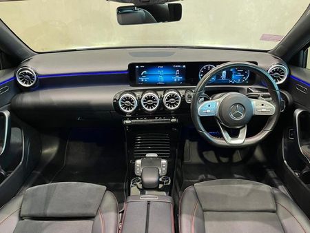 2021-Mercedes-Benz-A-Class-A-200-Progressive-Auto_5