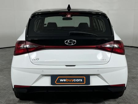 2021-Hyundai-i20-10-TGDI-Fluid_7