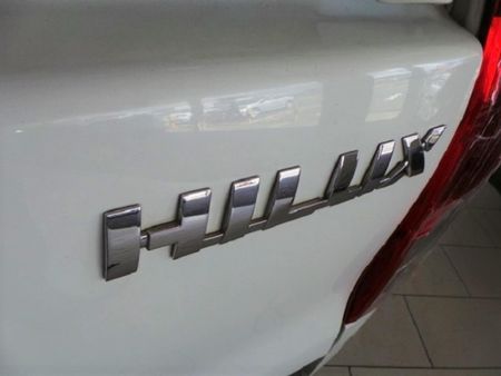 2025-Toyota-Hilux-20-VVTi-Single-Cab_12