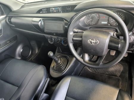 2025-Toyota-Hilux-20-VVTi-Single-Cab_6