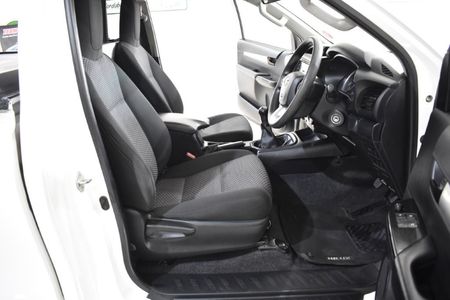 2020-Toyota-Hilux-24-GD-6-Raised-Body-SRX-Single-Cab_11