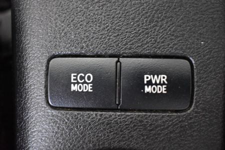 2020-Toyota-Hilux-24-GD-6-Raised-Body-SRX-Single-Cab_14