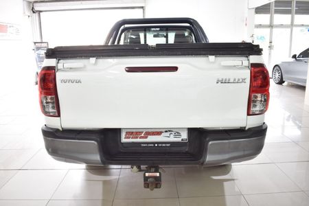 2020-Toyota-Hilux-24-GD-6-Raised-Body-SRX-Single-Cab_5
