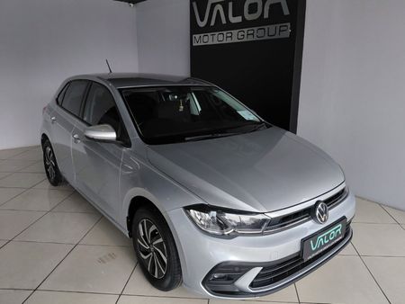 2022-Volkswagen-Polo-10-TSI-Life-Auto_0