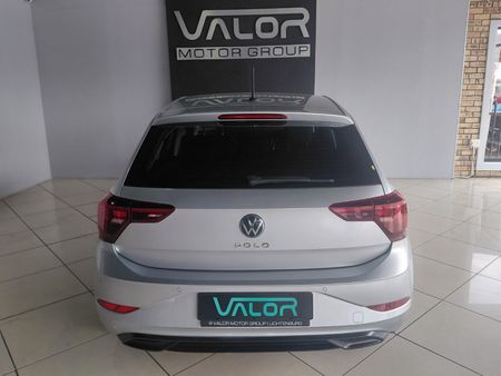 2022-Volkswagen-Polo-10-TSI-Life-Auto_5