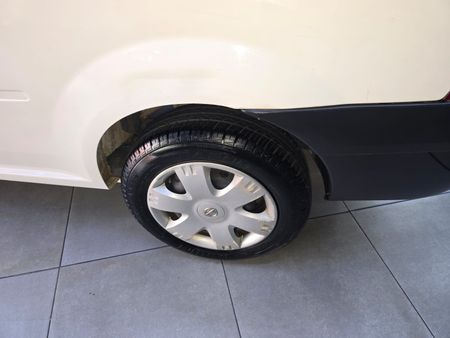 2018-Nissan-NP200-Nissan-NP200-15dCi-Safety-Pack_16