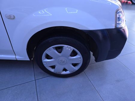 2018-Nissan-NP200-Nissan-NP200-15dCi-Safety-Pack_18