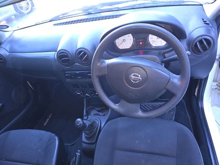2018-Nissan-NP200-Nissan-NP200-15dCi-Safety-Pack_19