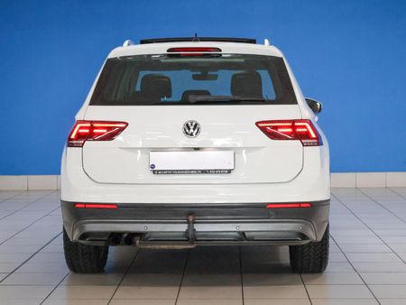 2018-Volkswagen-Tiguan-20-TDI-Comfortline-4Motion-Auto_9