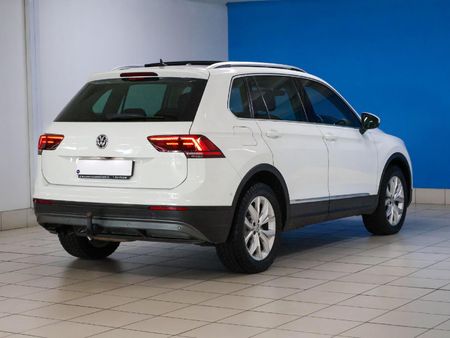 2018-Volkswagen-Tiguan-20-TDI-Comfortline-4Motion-Auto_10