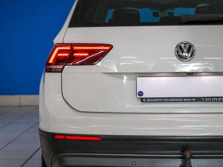2018-Volkswagen-Tiguan-20-TDI-Comfortline-4Motion-Auto_11