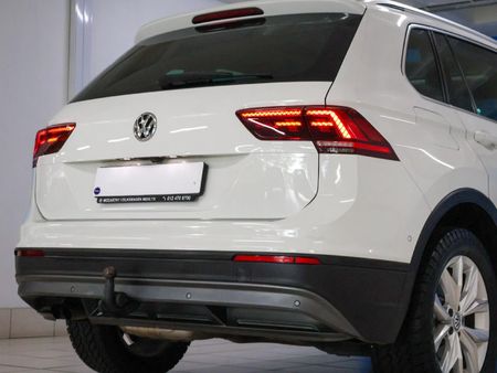 2018-Volkswagen-Tiguan-20-TDI-Comfortline-4Motion-Auto_12