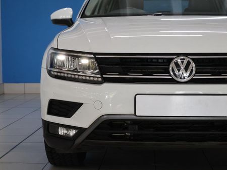2018-Volkswagen-Tiguan-20-TDI-Comfortline-4Motion-Auto_6