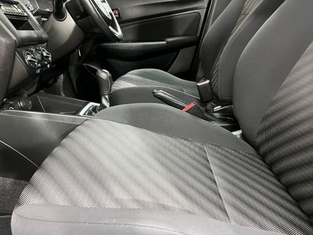 2021-Suzuki-Swift-12-GA_15