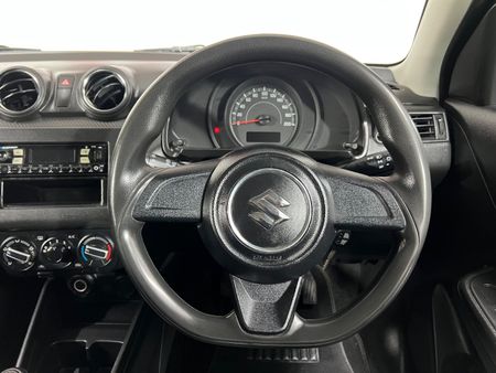 2021-Suzuki-Swift-12-GA_16