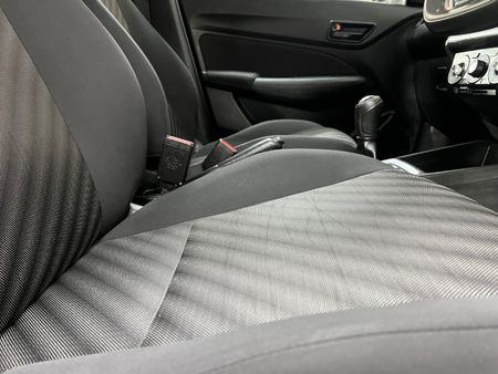 2021-Suzuki-Swift-12-GA_6