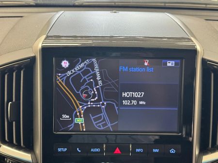 2019-Toyota-Land-Cruiser-200-45-D-V8-VX-R-Auto_11