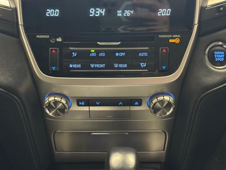 2019-Toyota-Land-Cruiser-200-45-D-V8-VX-R-Auto_13