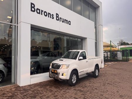 2016-Toyota-Hilux-30-D-4D-4x4-Legend-45-Single-Cab_0