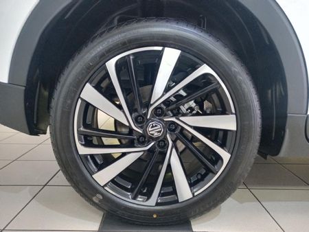 2026-MG-ZS-PRO-15T-Del-CVT-Auto_7