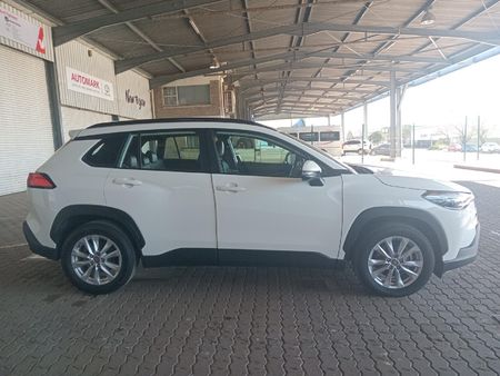2022-Toyota-Corolla-Cross-18-XS_2