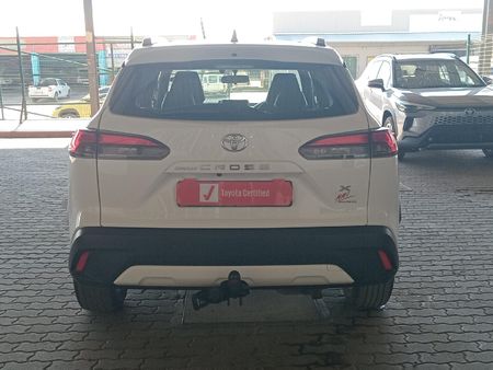 2022-Toyota-Corolla-Cross-18-XS_3