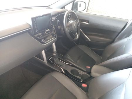 2022-Toyota-Corolla-Cross-18-XS_4