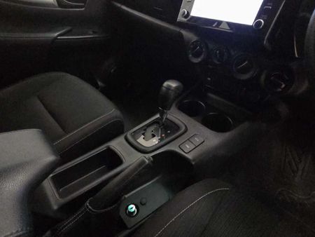 2024-Toyota-Hilux-24GD-6-4x4-Raider-X-Auto-Double-Cab_10