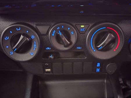 2024-Toyota-Hilux-24GD-6-4x4-Raider-X-Auto-Double-Cab_22