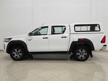 2024-Toyota-Hilux-24GD-6-4x4-Raider-X-Auto-Double-Cab_3