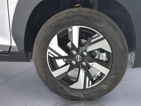 2026-Nissan-Magnite-10T-Acenta_10