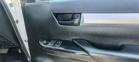 2023-Toyota-Hilux-24-GD-6-Raised-Body-SRX-Auto-Extended-Cab_20