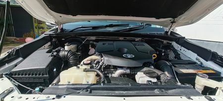 2023-Toyota-Hilux-24-GD-6-Raised-Body-SRX-Auto-Extended-Cab_26