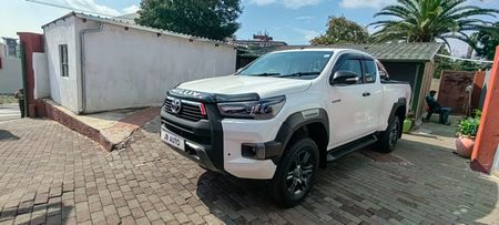 2023-Toyota-Hilux-24-GD-6-Raised-Body-SRX-Auto-Extended-Cab_2