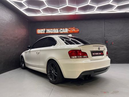 2009-BMW-1-Series-135i-Coupe_3