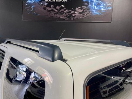 2016-Suzuki-Jimny-13_6