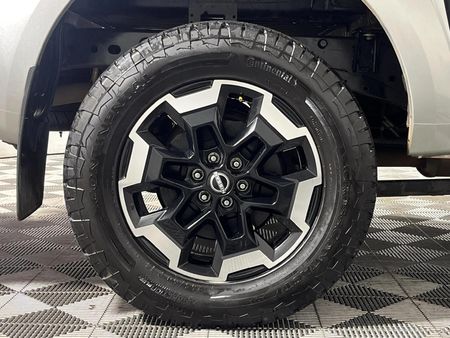 2025-Nissan-Navara-25D-LE-4X2-Double-Cab-Auto_7