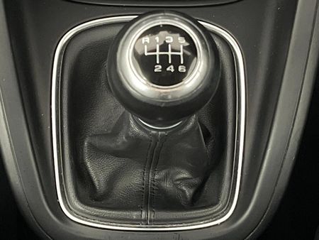 2012-Audi-A1-14-TFSI-3-dr-Ambition_9