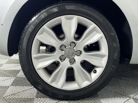 2012-Audi-A1-14-TFSI-3-dr-Ambition_6