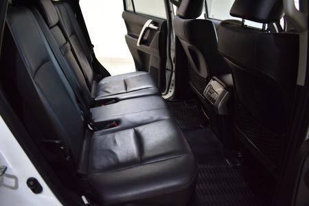 2022-Toyota-Land-Cruiser-Prado-28-GD-VX-L-Auto_9