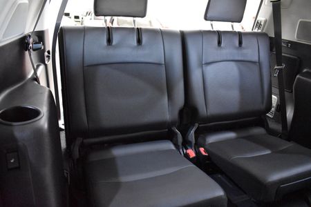 2022-Toyota-Land-Cruiser-Prado-28-GD-VX-L-Auto_12