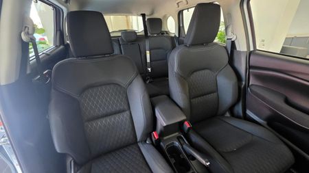 2026-Toyota-Urban-Cruiser-15-XR-Auto_8
